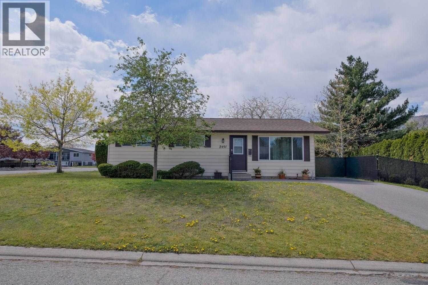 2491 BASKIN Street, Penticton