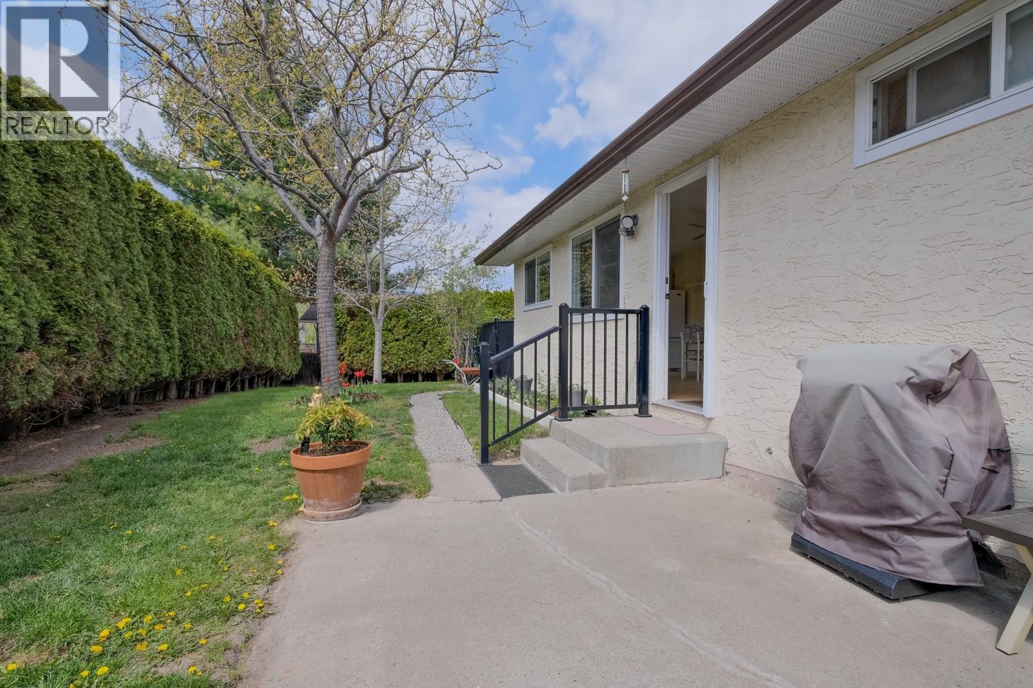 2491 BASKIN Street, Penticton