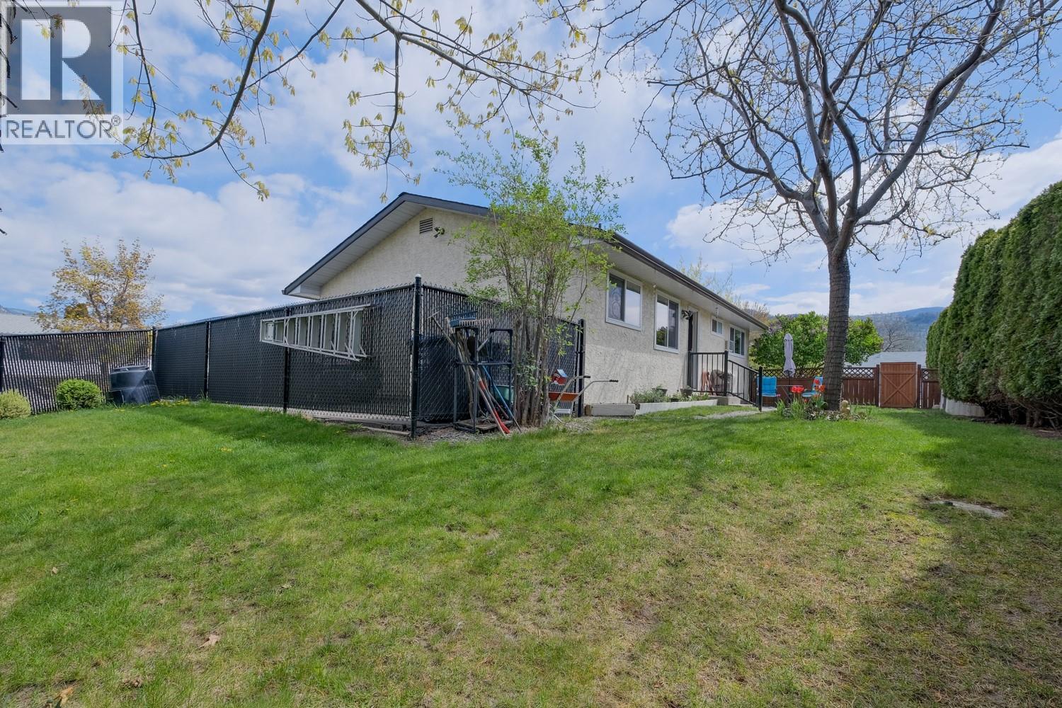 2491 BASKIN Street, Penticton