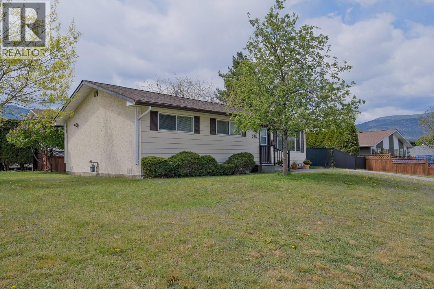 2491 BASKIN Street, Penticton