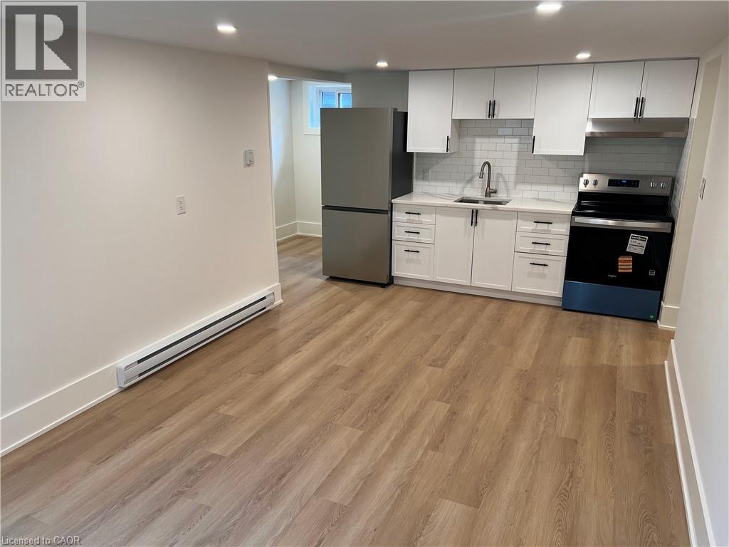31 BERKLEY Road Unit# 3, Cambridge, Ontario, N1S3G4 — Photo 9