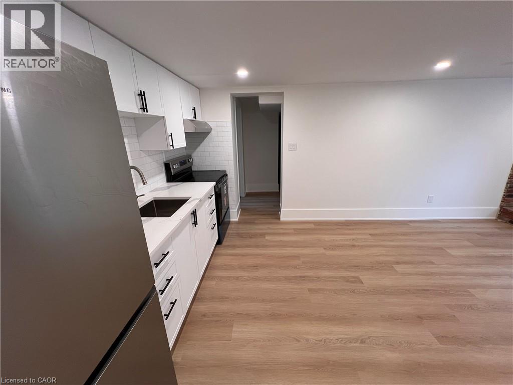 31 BERKLEY Road Unit# 3, Cambridge, Ontario, N1S3G4 — Photo 7