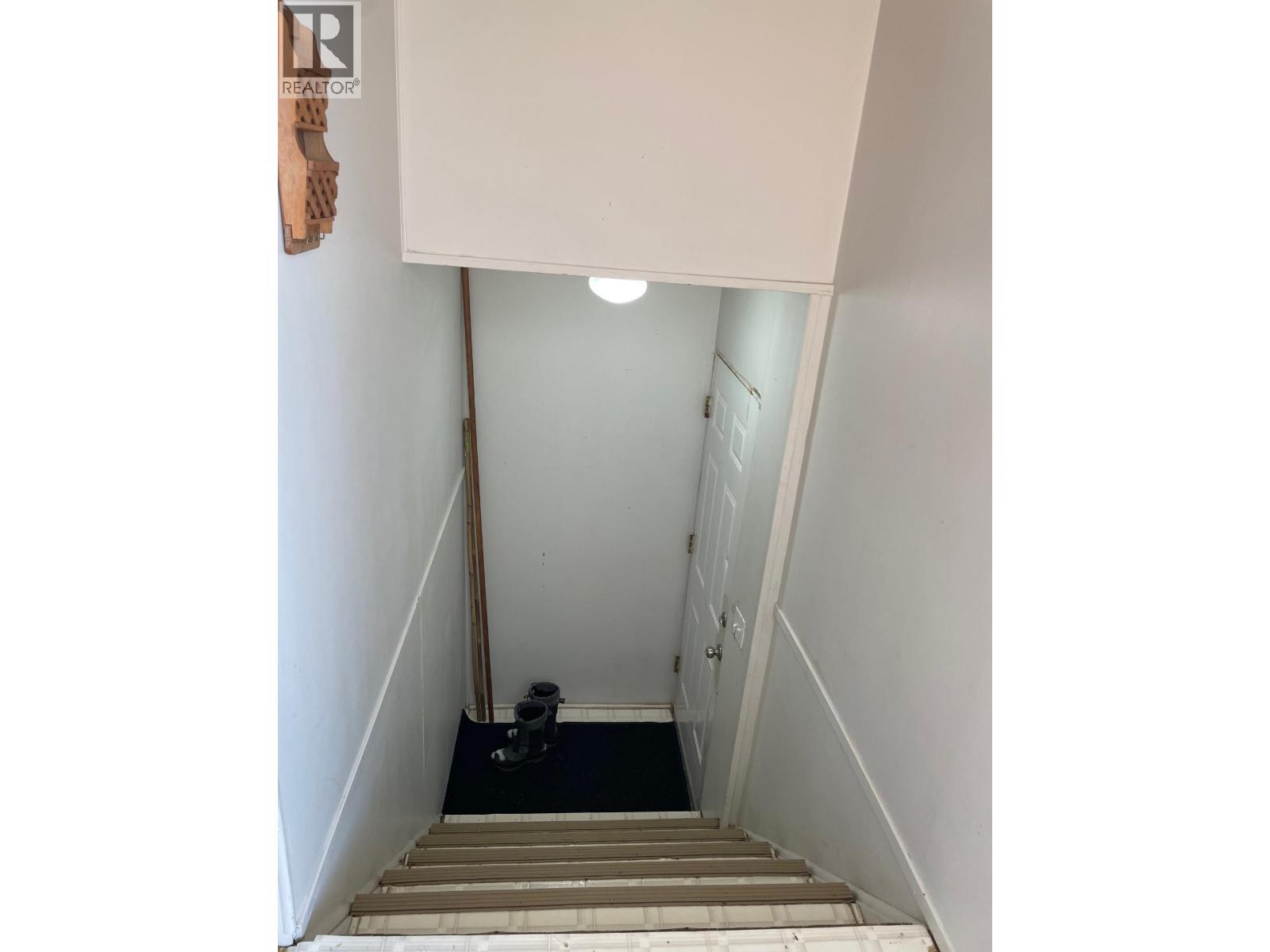 4912 SUNSET DRIVE - 19