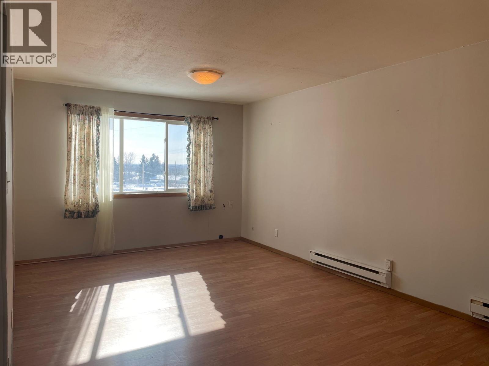 4912 SUNSET DRIVE - 13