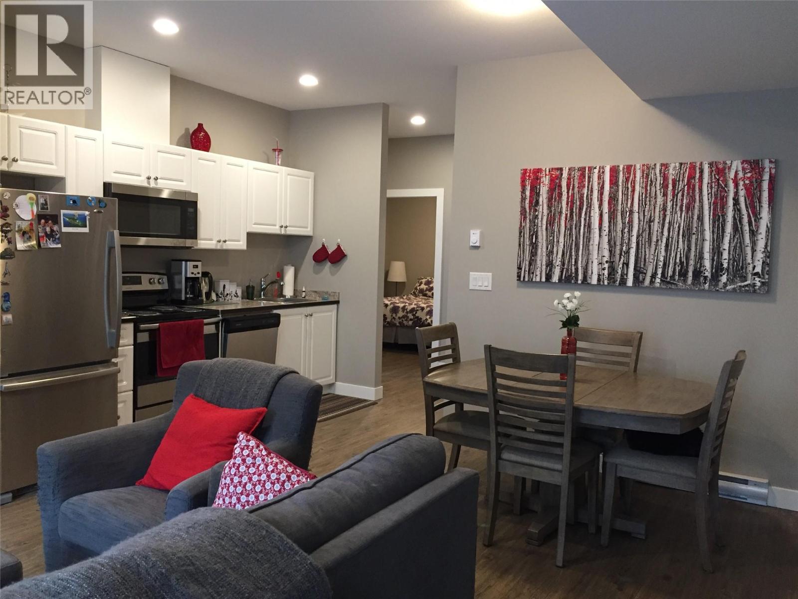 1260 23 Street SE - 34