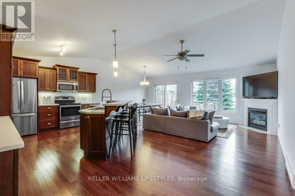 2090 DENVIEW AVENUE - 14