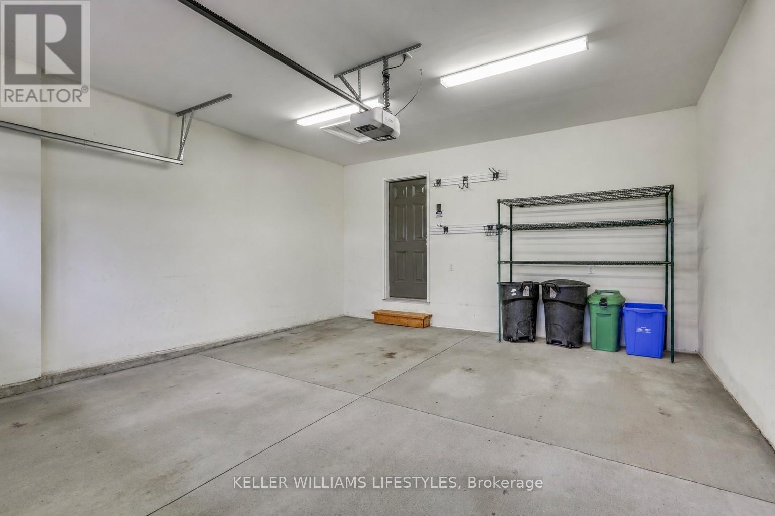 2090 DENVIEW AVENUE - 25
