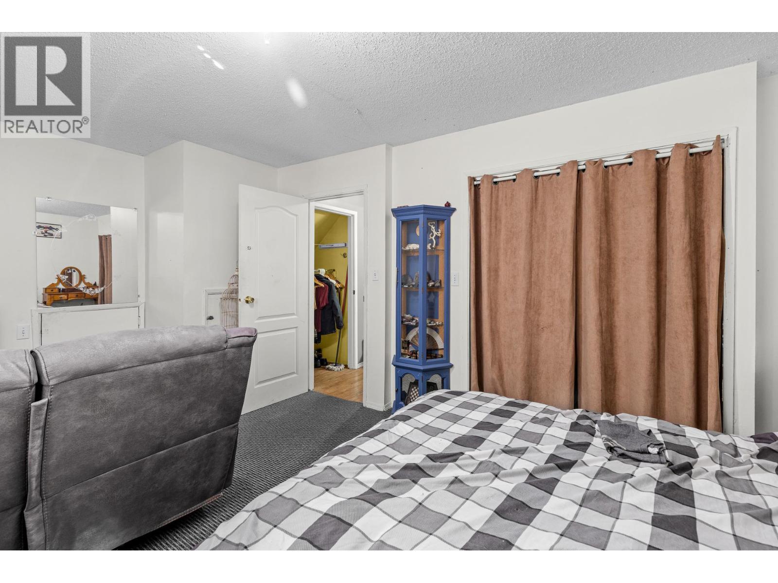 3395/3397 Webber Road - 62