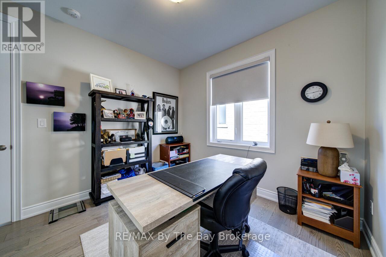 194 MAPLESIDE DRIVE - 8