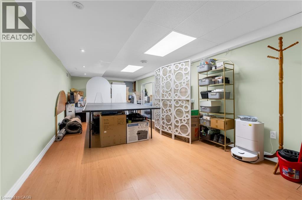 375 DELANCEY Boulevard, Hamilton, Ontario, L9B2B5 — Photo 35