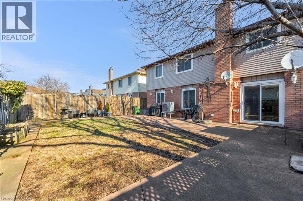 375 DELANCEY Boulevard, Hamilton, Ontario, L9B2B5 — Photo 39
