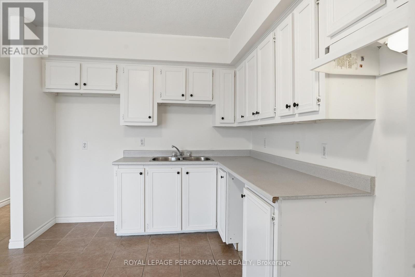 #122 1101 CLEMENT STREET - 13