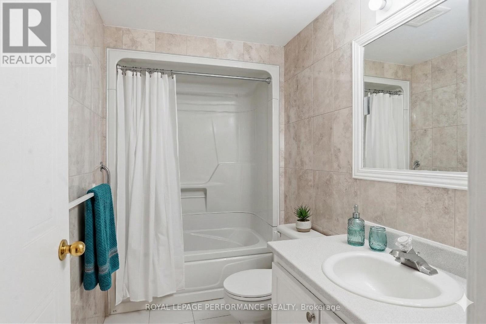 #122 1101 CLEMENT STREET - 22