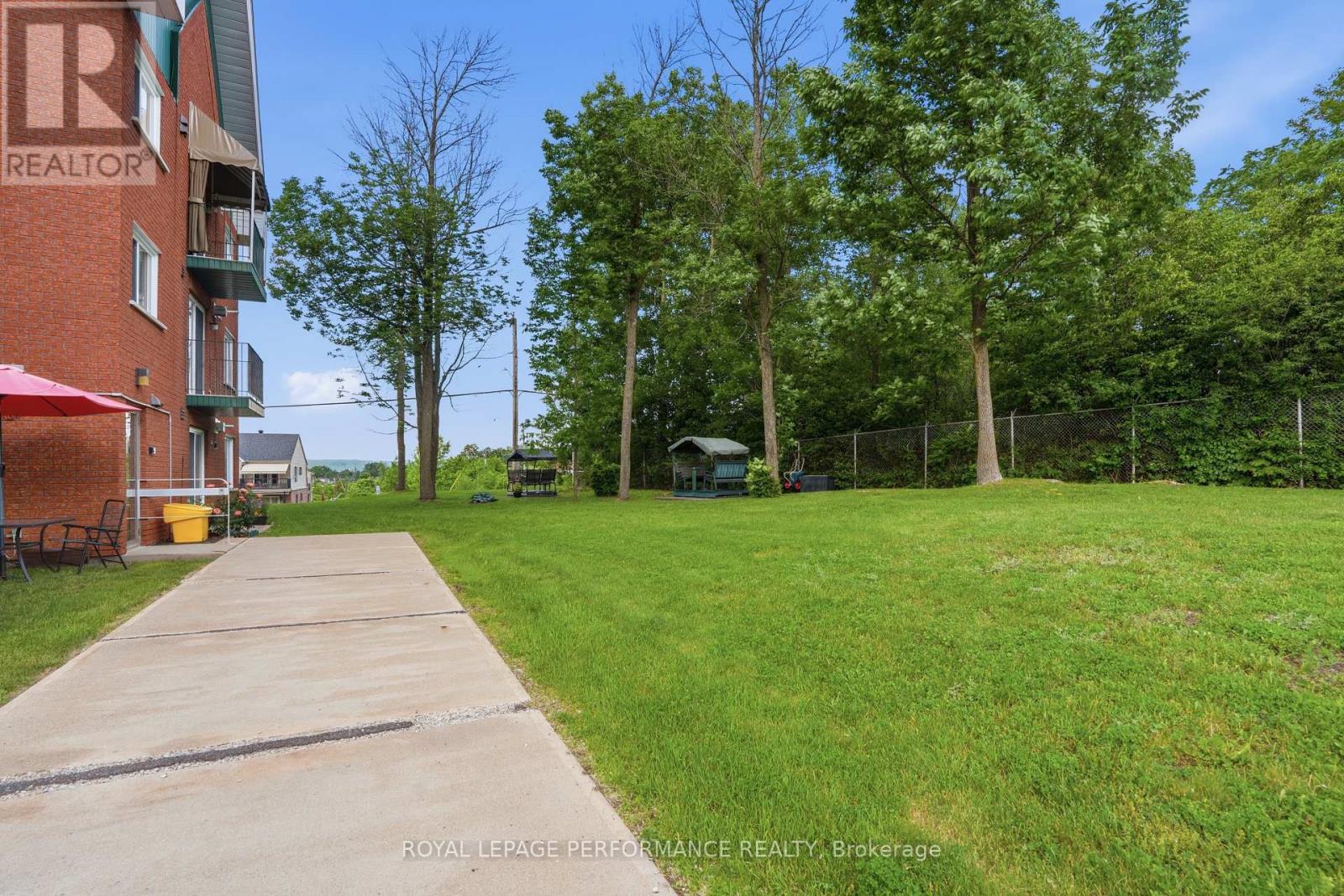 #122 1101 CLEMENT STREET - 35