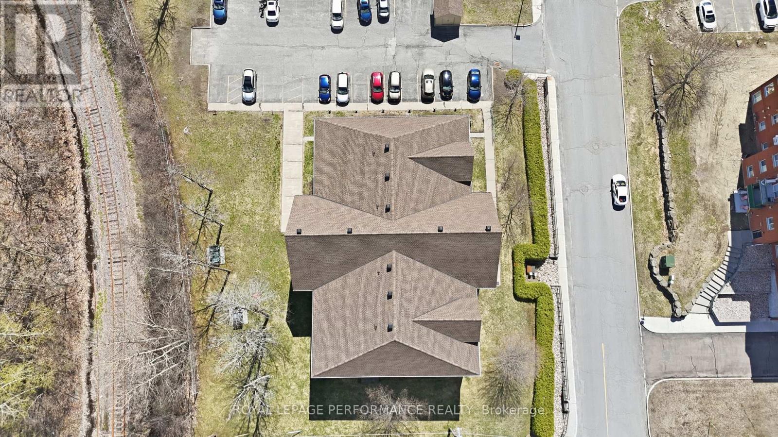 #122 1101 CLEMENT STREET - 38