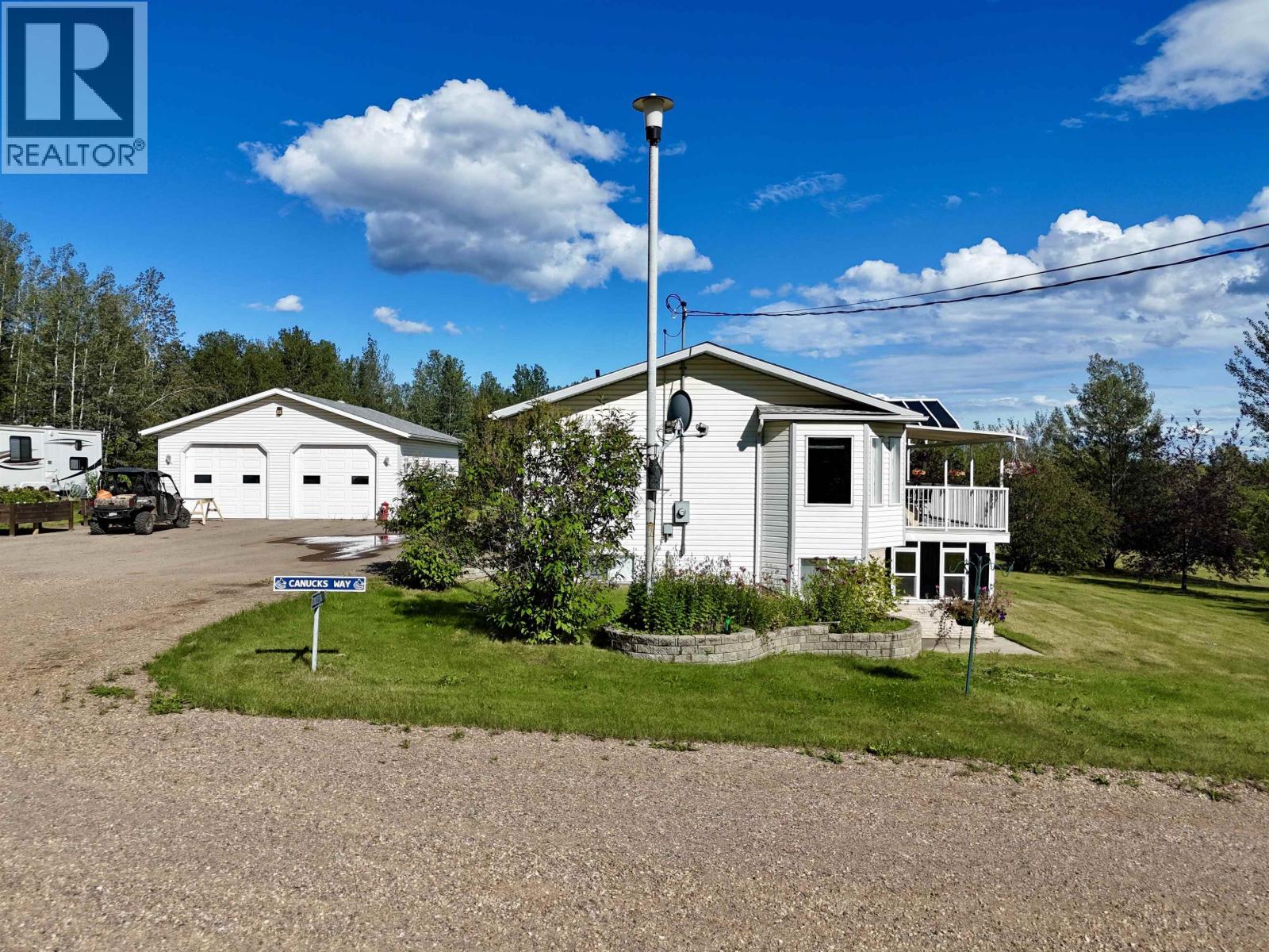 3 PEBBLE DRIVE, Fort Nelson