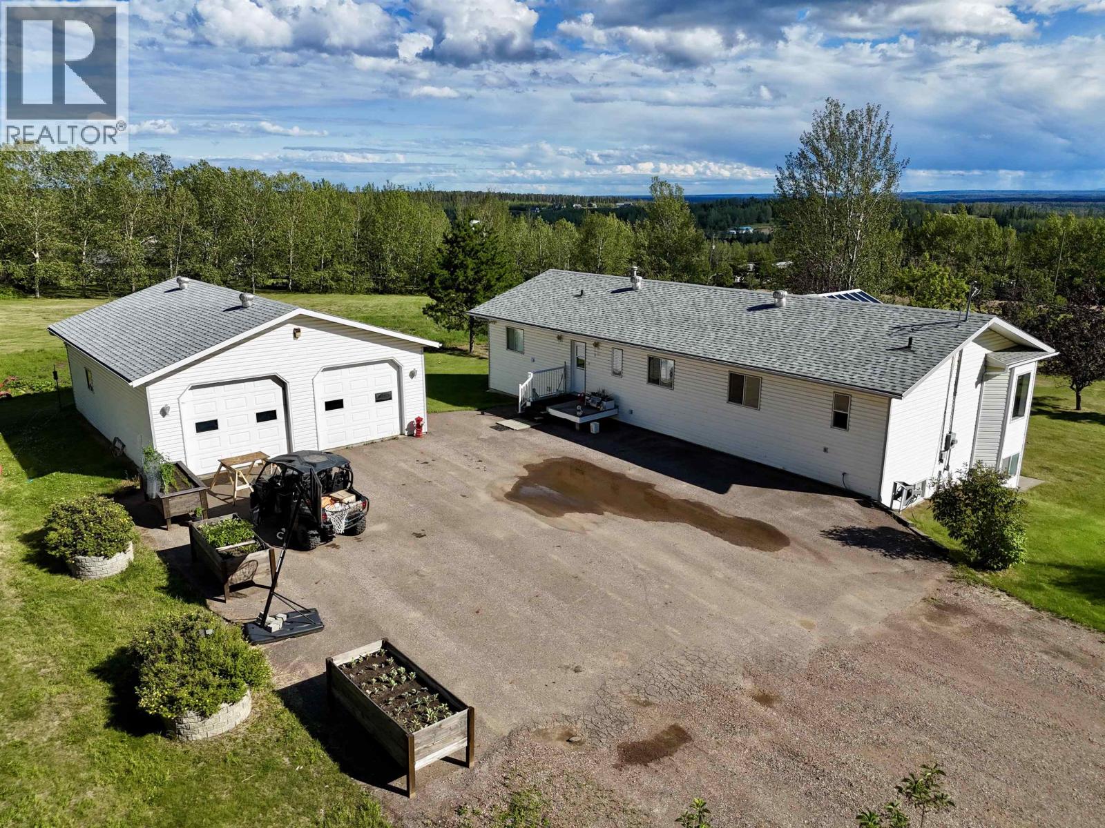 3 PEBBLE DRIVE, Fort Nelson