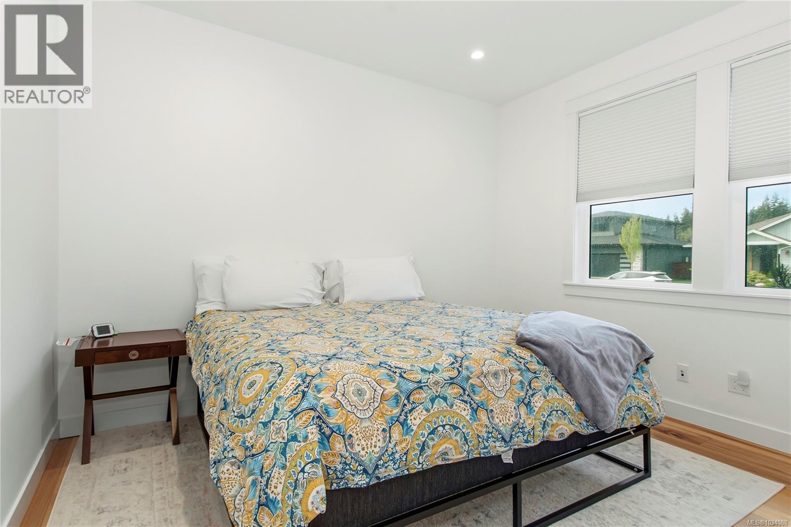 782 Salal St - 21