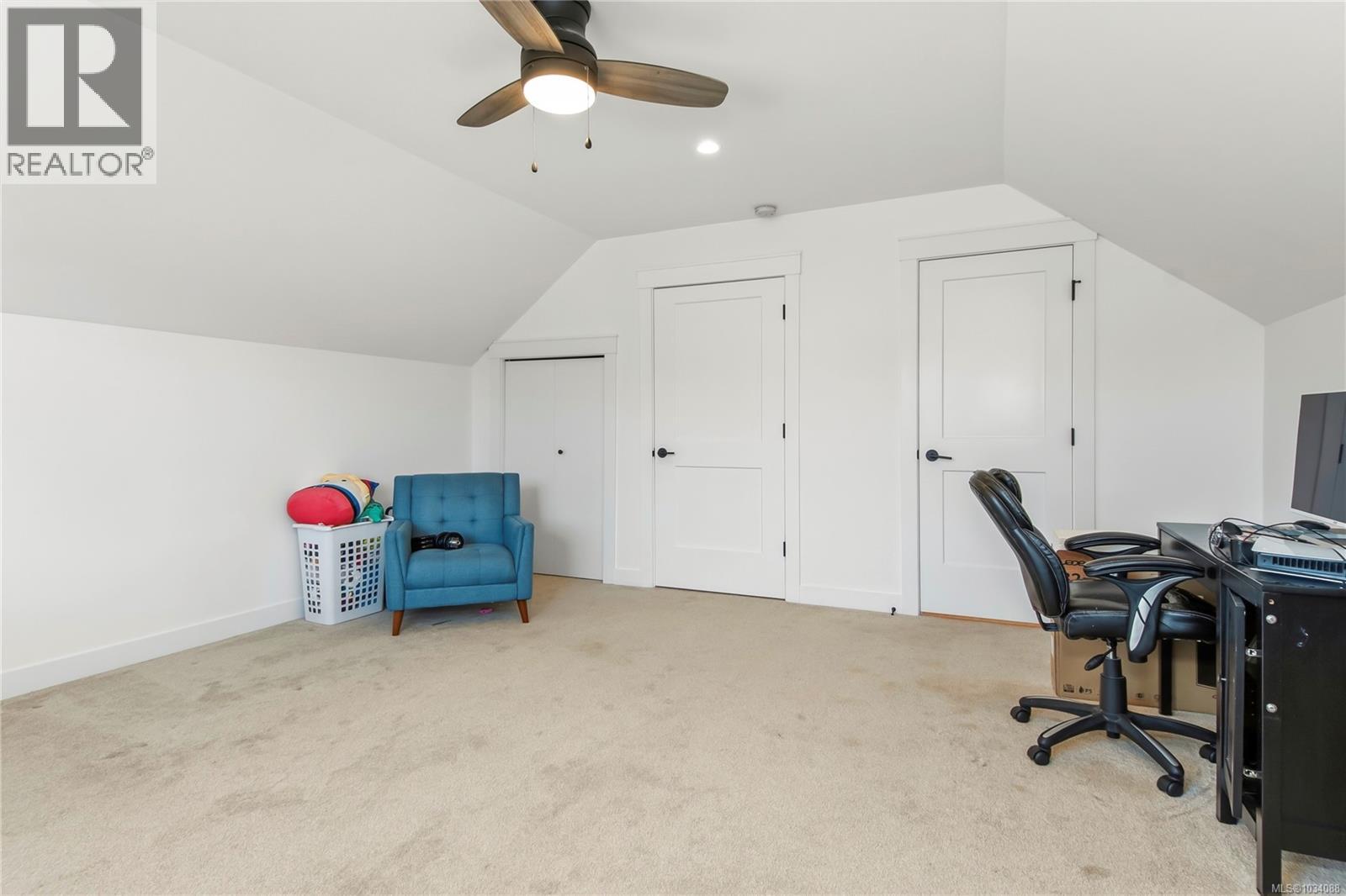 782 Salal St - 28