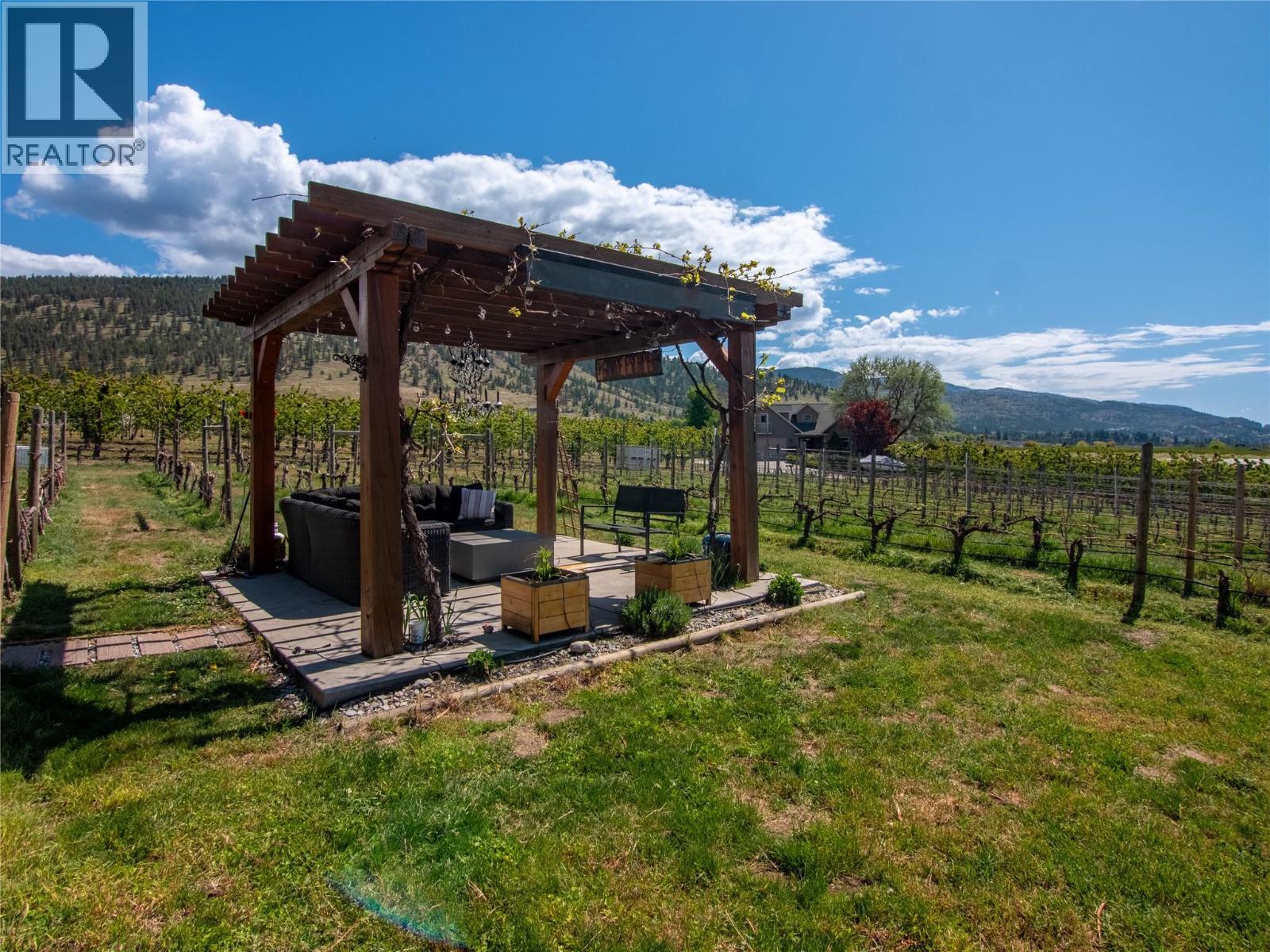 350 MIDDLE BENCH Road, Penticton
