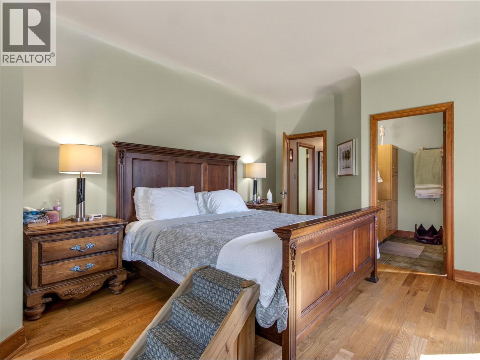 350 MIDDLE BENCH Road, Penticton
