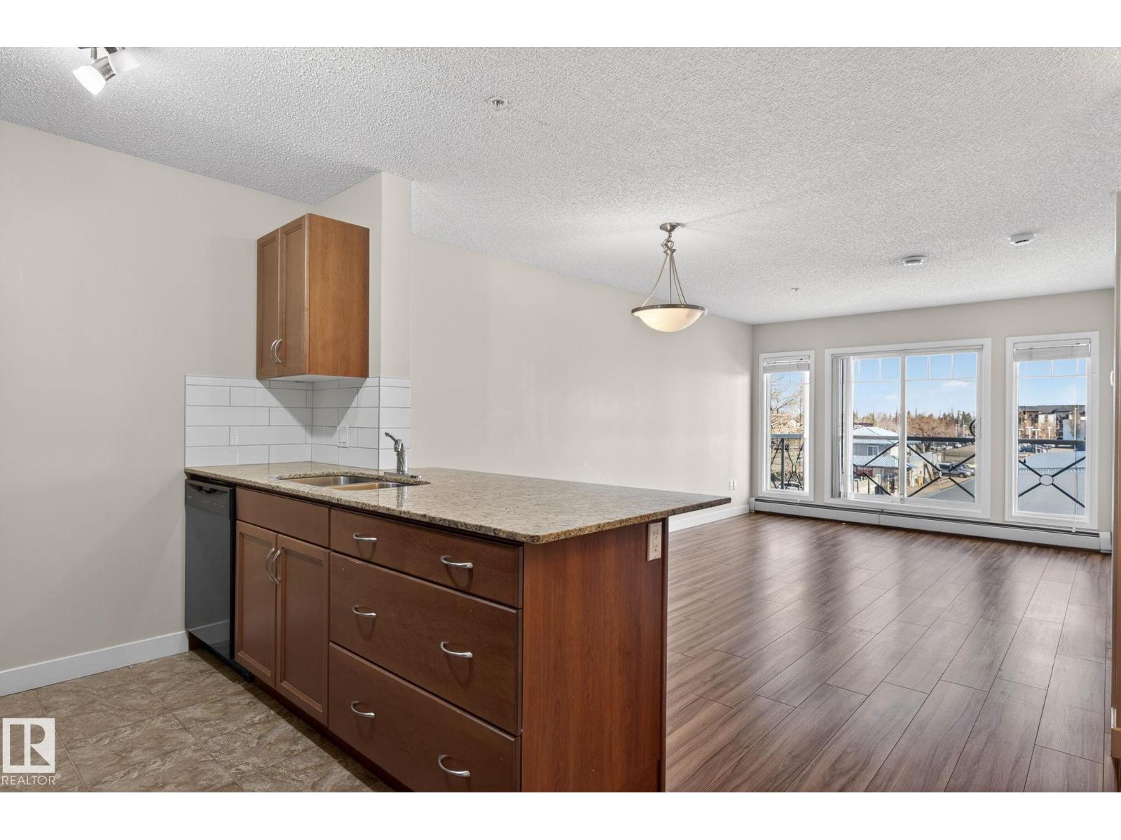 #309 12660 142 AV NW, Edmonton