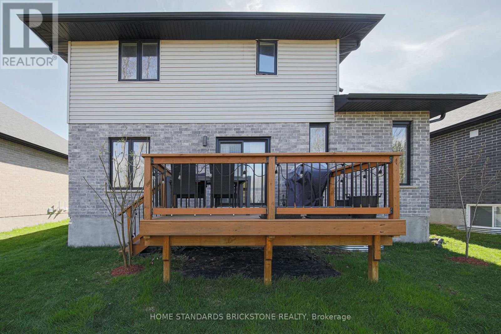 #27 1450 NORTH WENIGE DRIVE E - 4