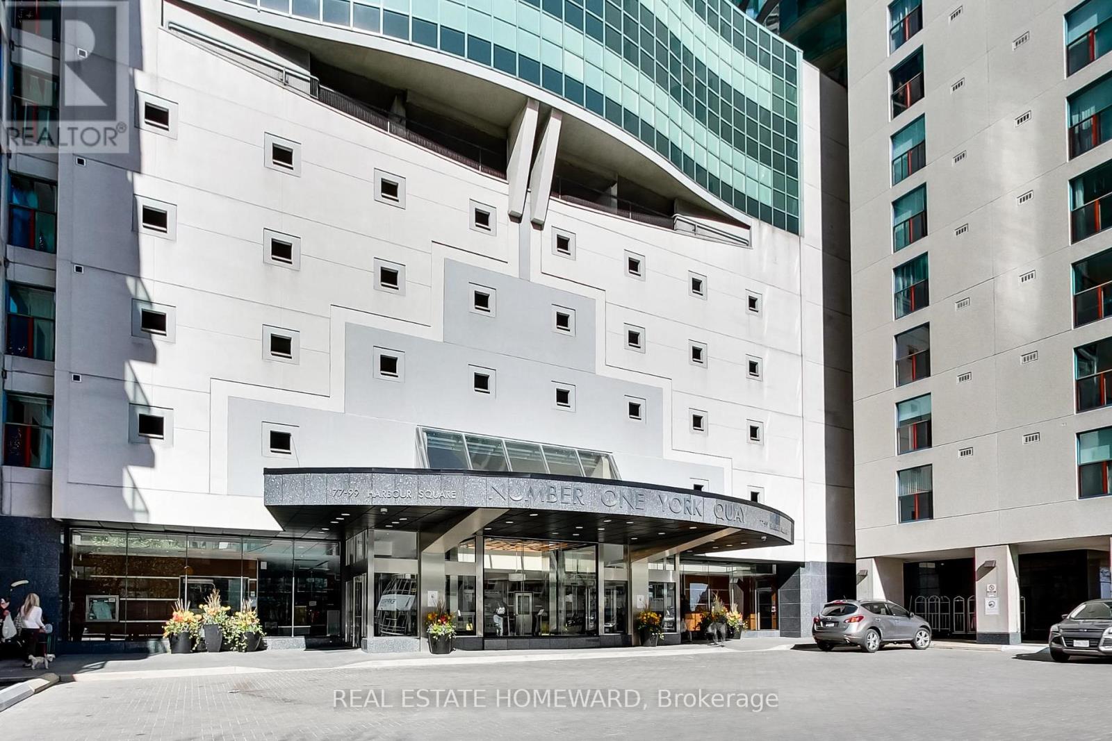 #1208 77 HARBOUR SQUARE - Image 3