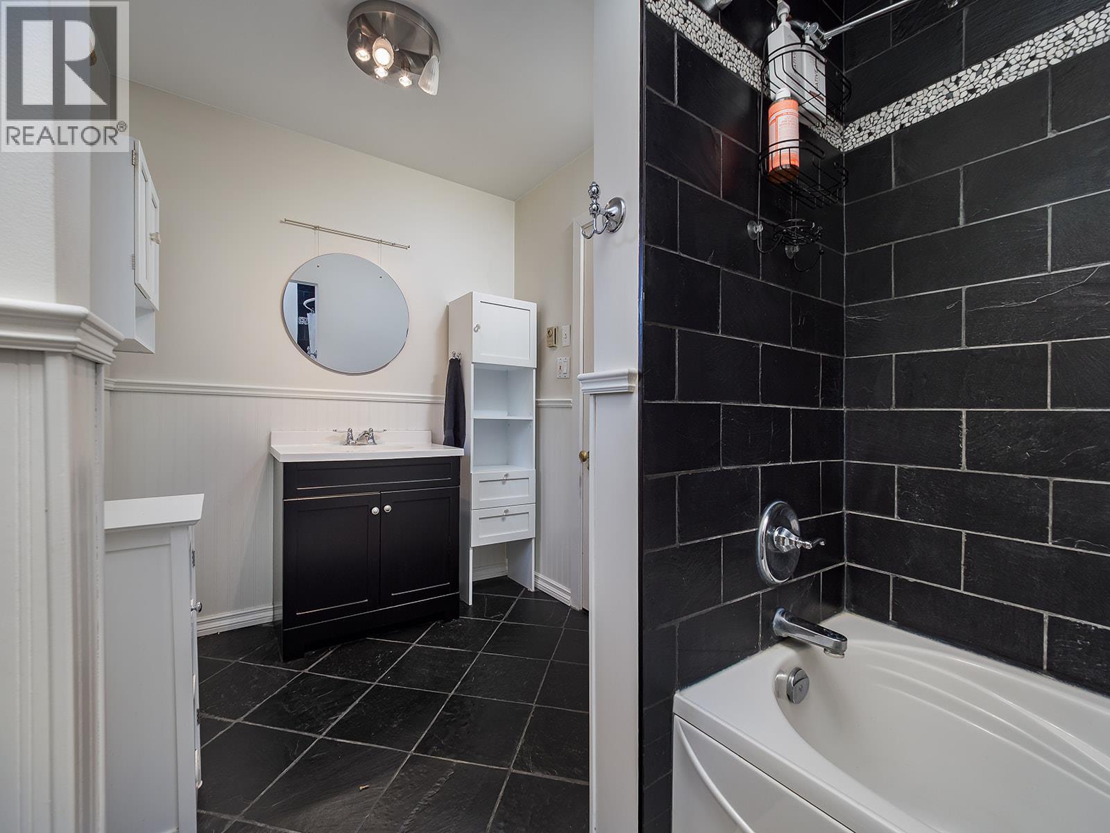 2468 GOLDEN DONALD UPPER Road - 22