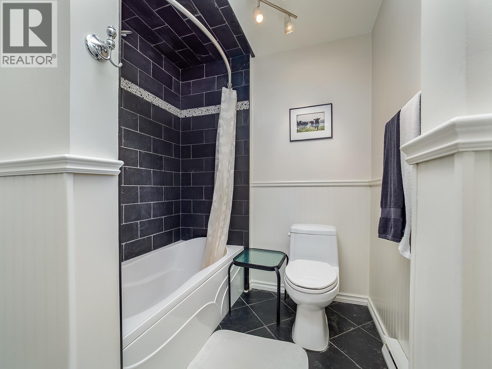 2468 GOLDEN DONALD UPPER Road - 23