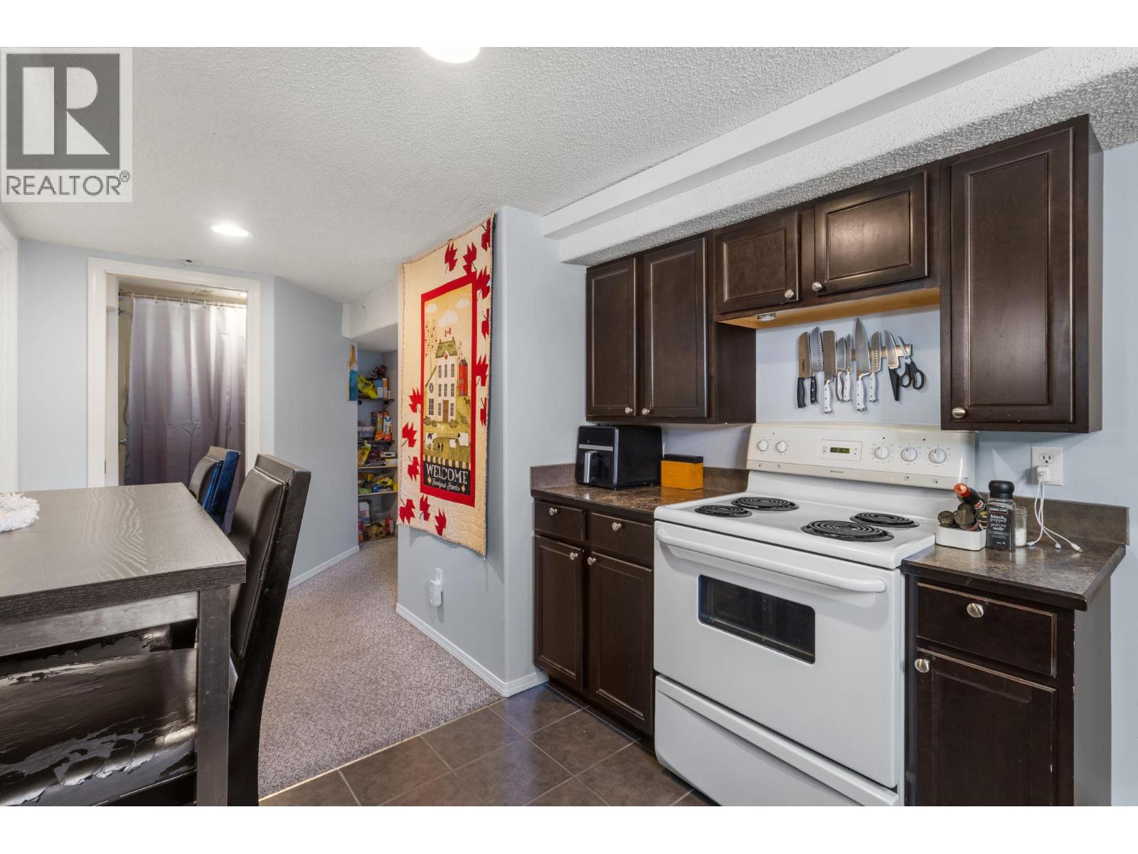 1892 Carruthers Street, Kelowna