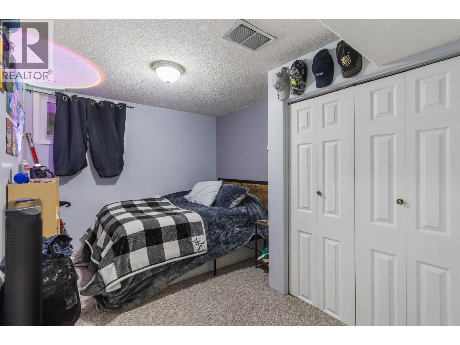 1892 Carruthers Street, Kelowna