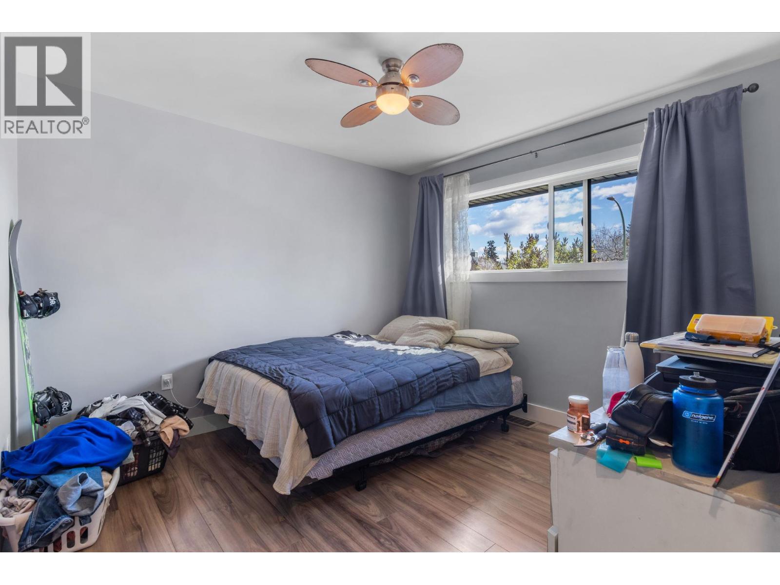 1892 Carruthers Street, Kelowna