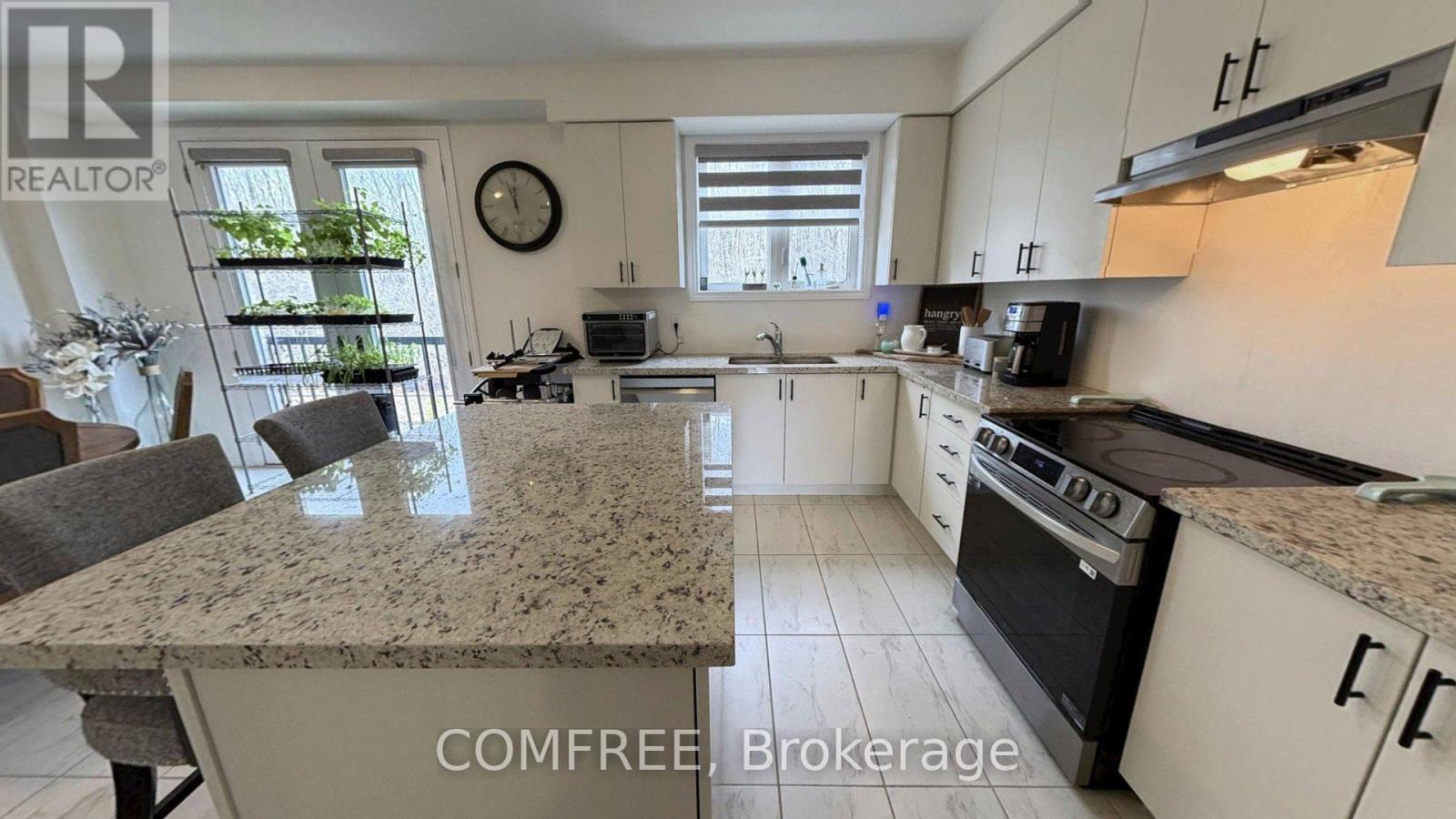 45 DEL RAY CRESCENT - 6
