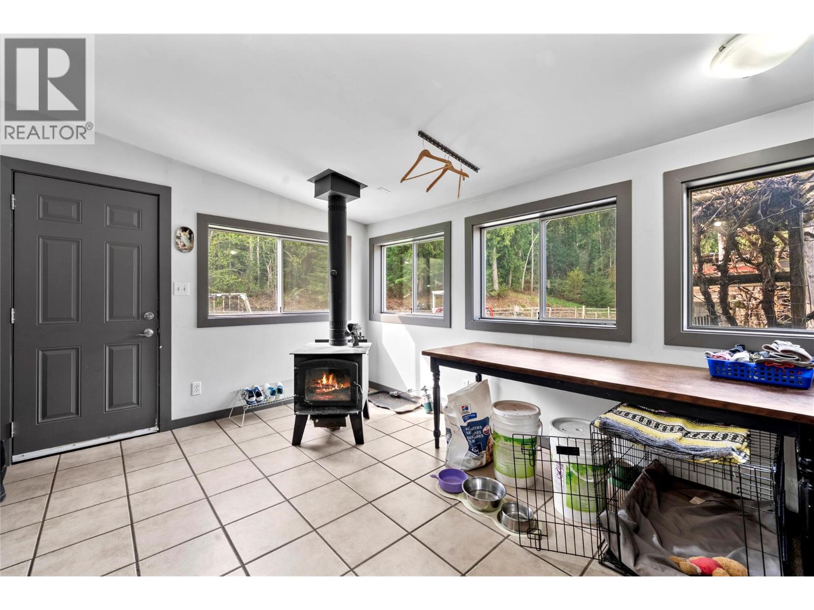  3381 Trinity Valley Road, Enderby