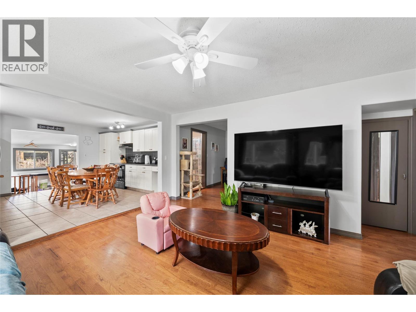  3381 Trinity Valley Road, Enderby