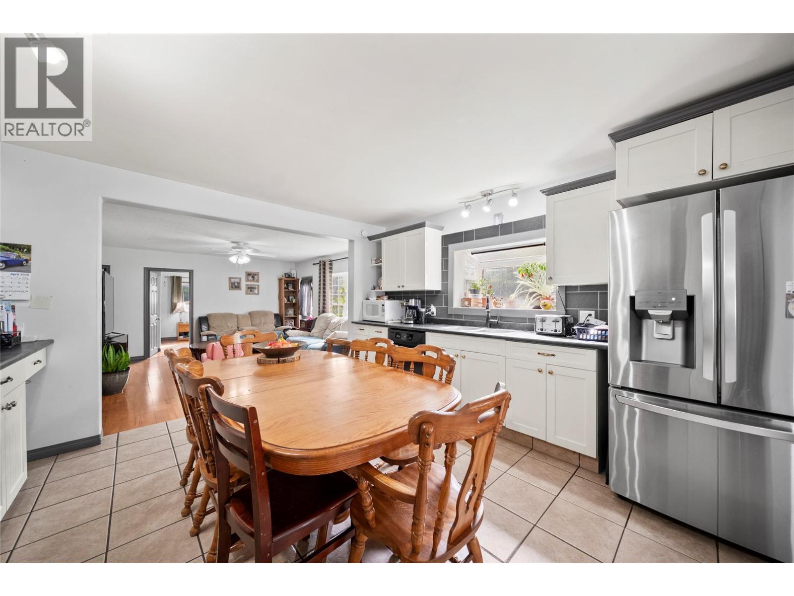  3381 Trinity Valley Road, Enderby