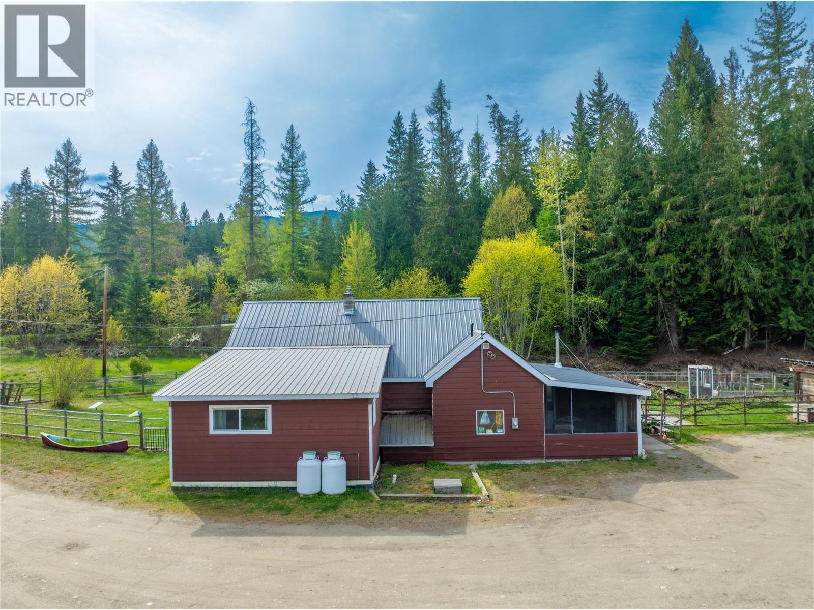  3381 Trinity Valley Road, Enderby