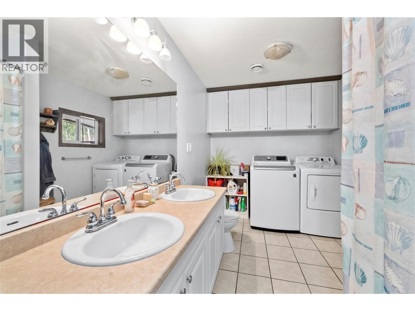  3381 Trinity Valley Road, Enderby