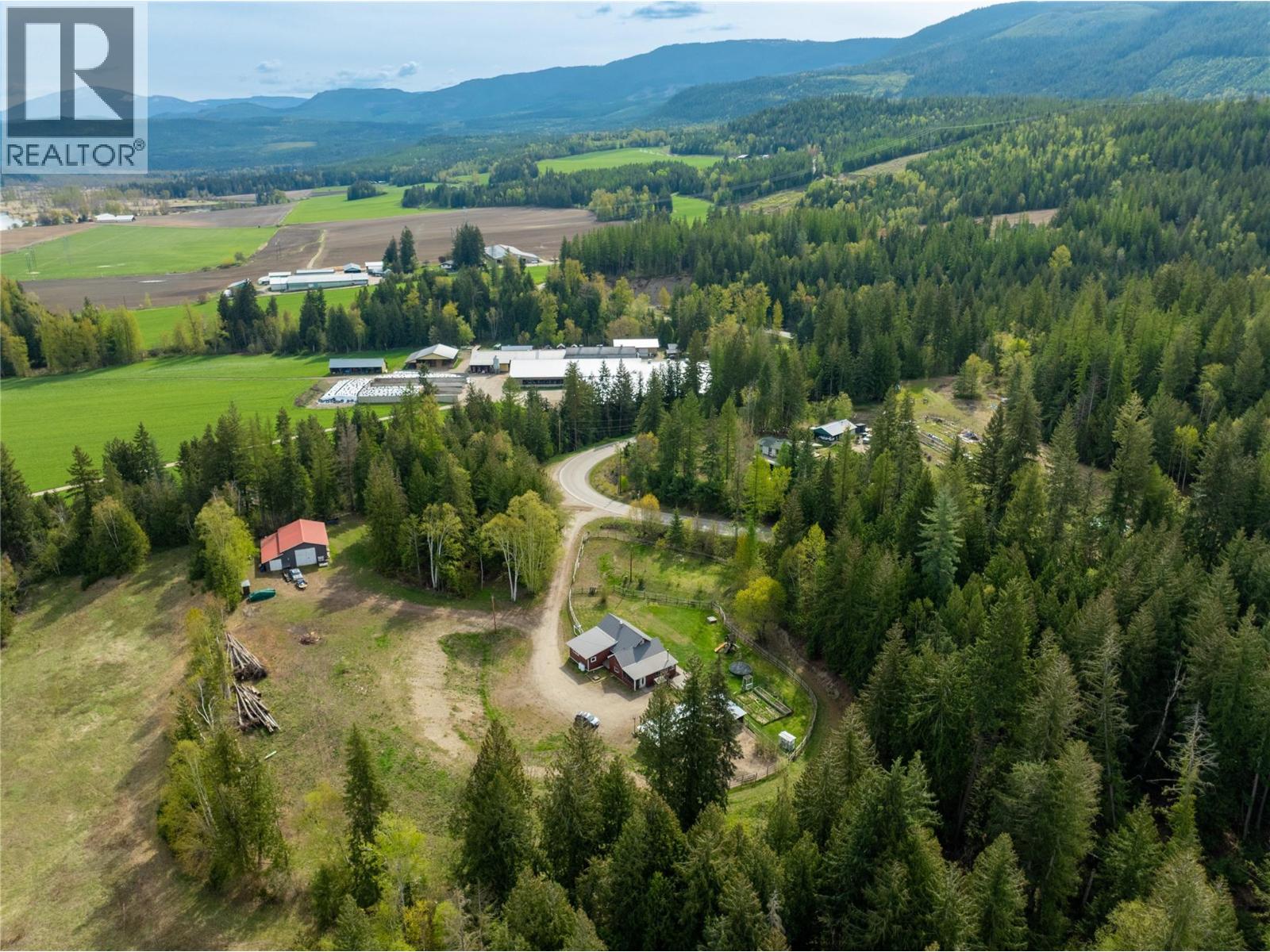  3381 Trinity Valley Road, Enderby
