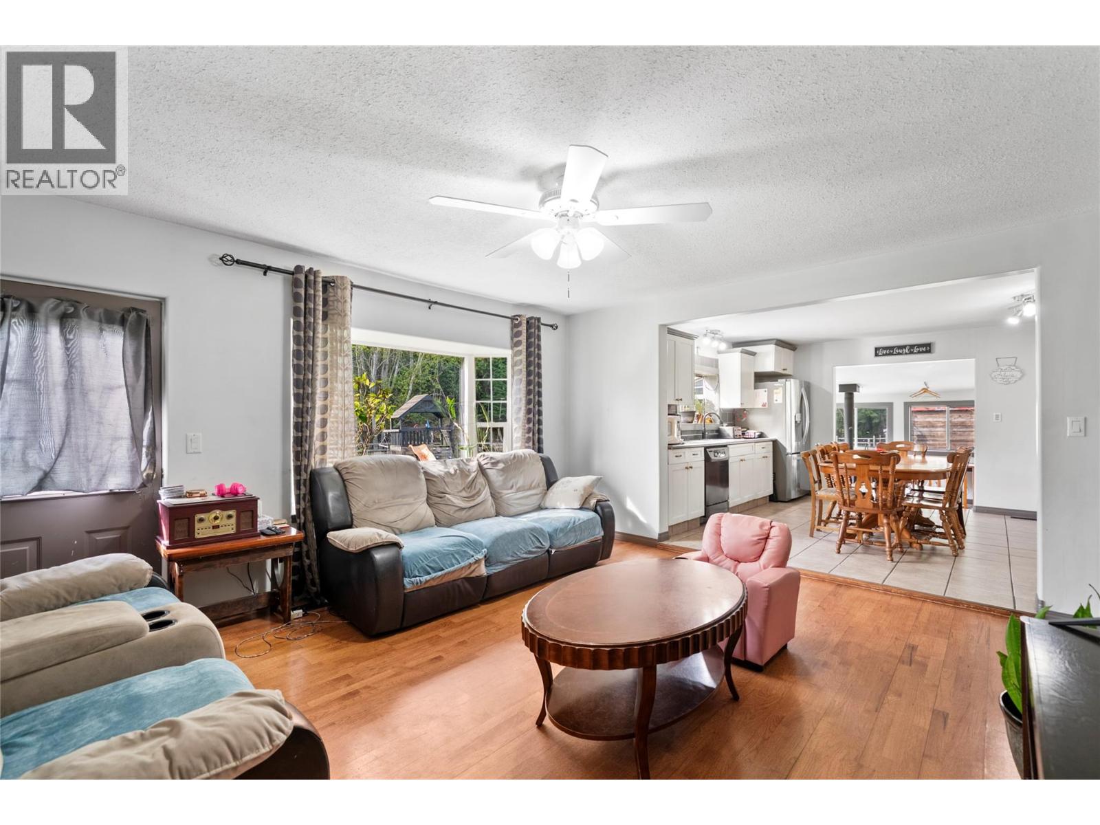  3381 Trinity Valley Road, Enderby