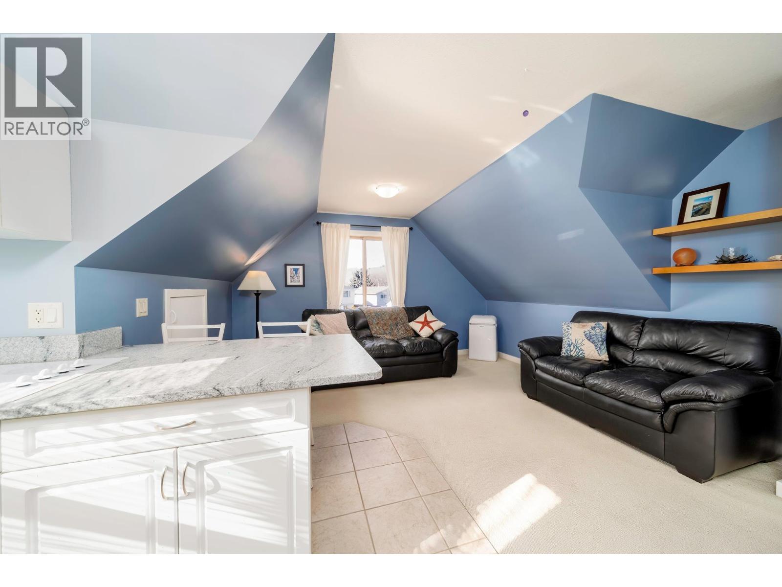  860 Galbraith Place, Kelowna