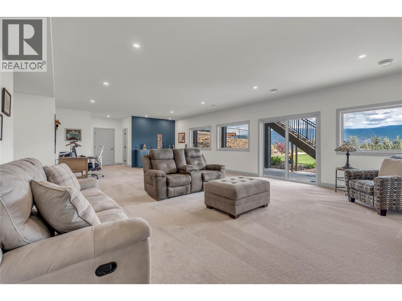 17439 Sanborn Street, Summerland