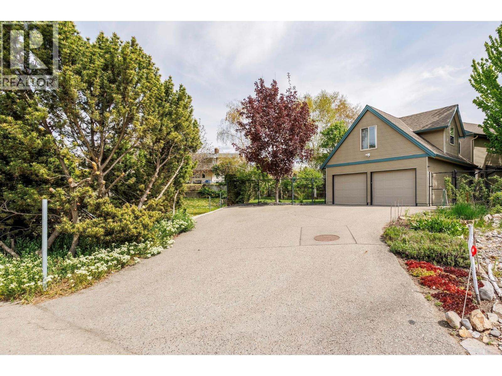 860 Galbraith Place - 2