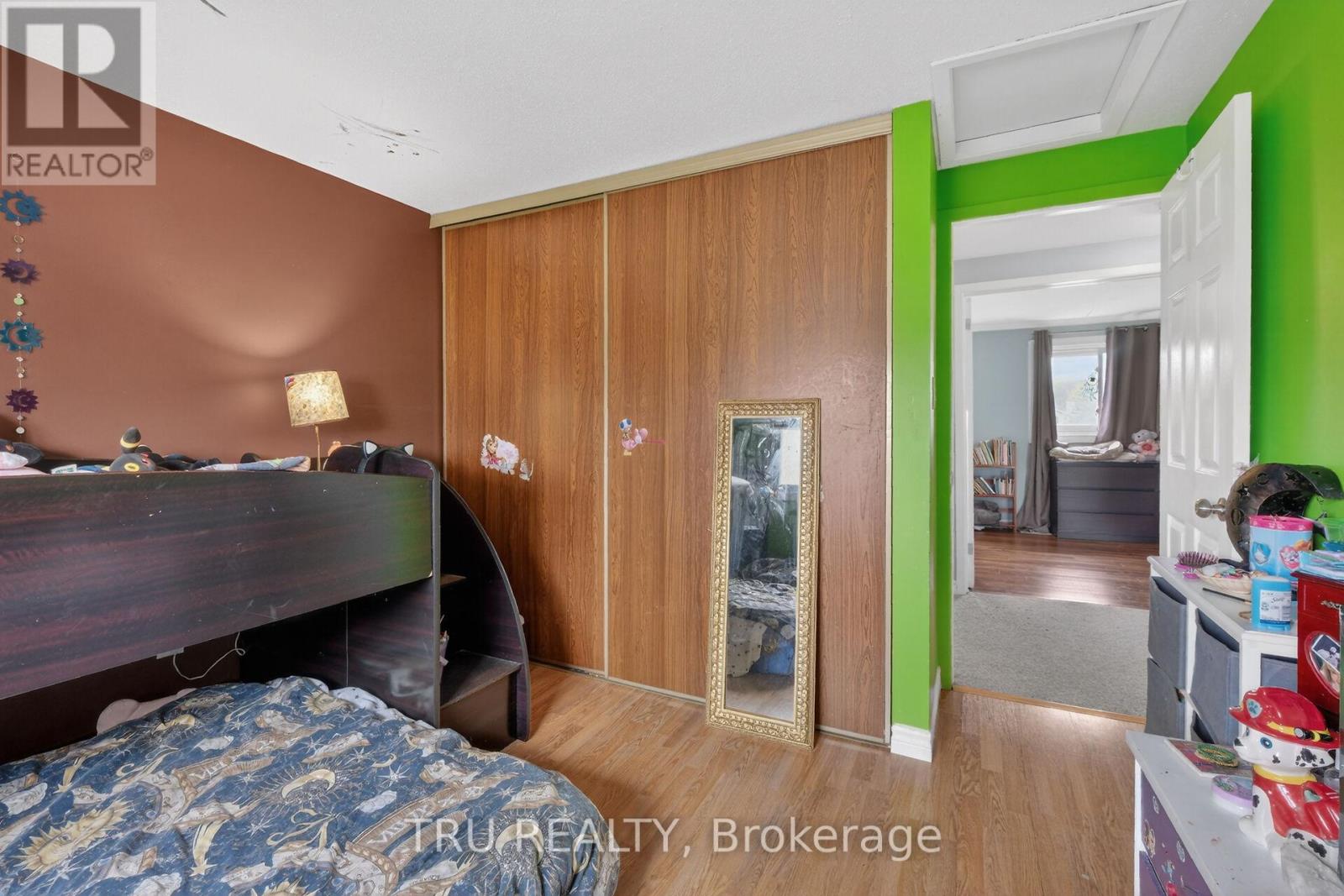 369 MOCKINGBIRD DRIVE - 21
