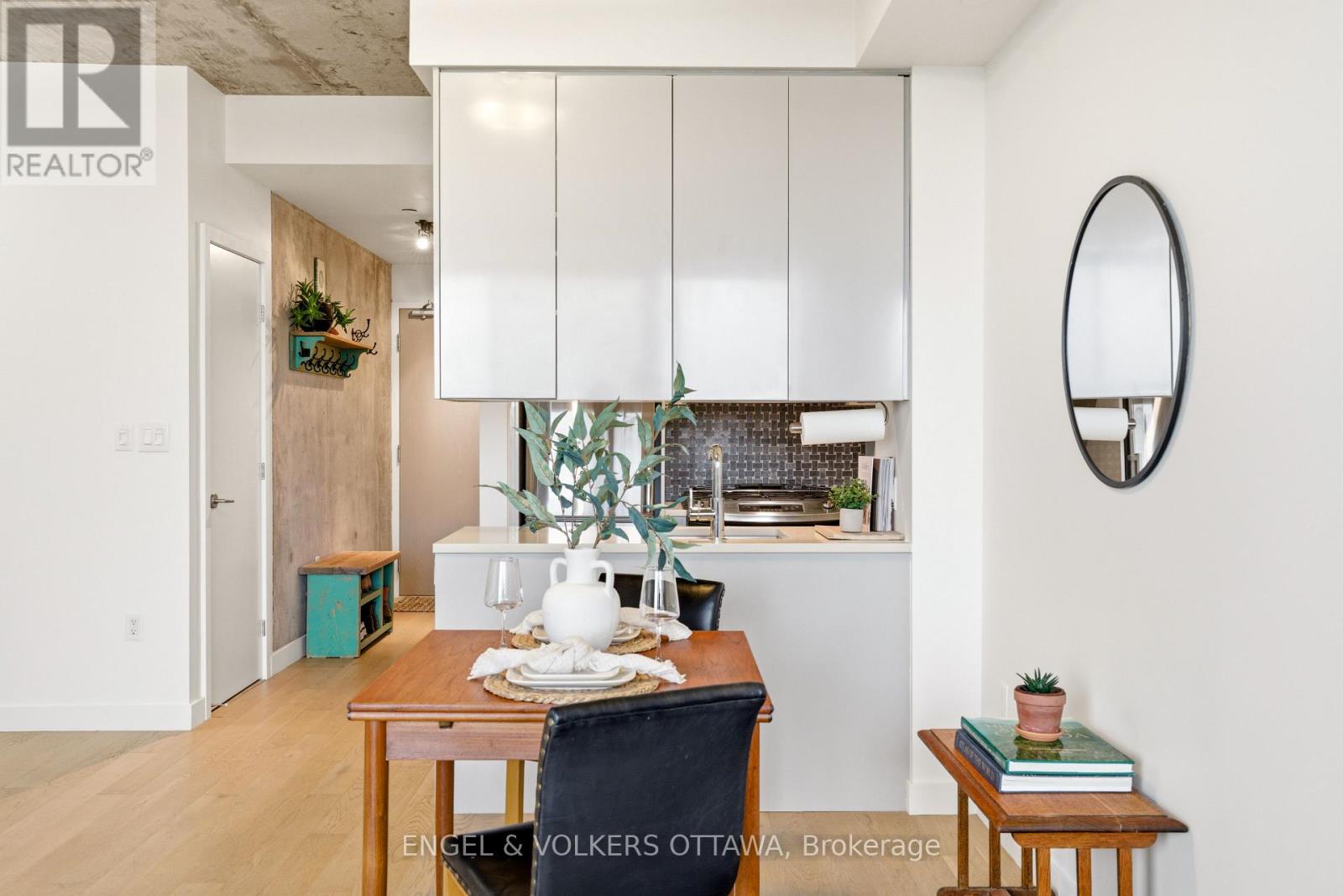 #1004 224 LYON STREET N - 15
