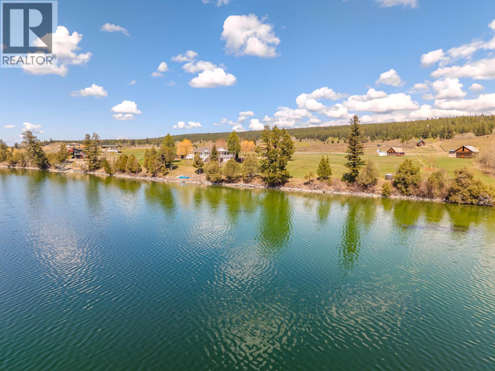 3895 LAKE CREST ROAD, Lac La Hache