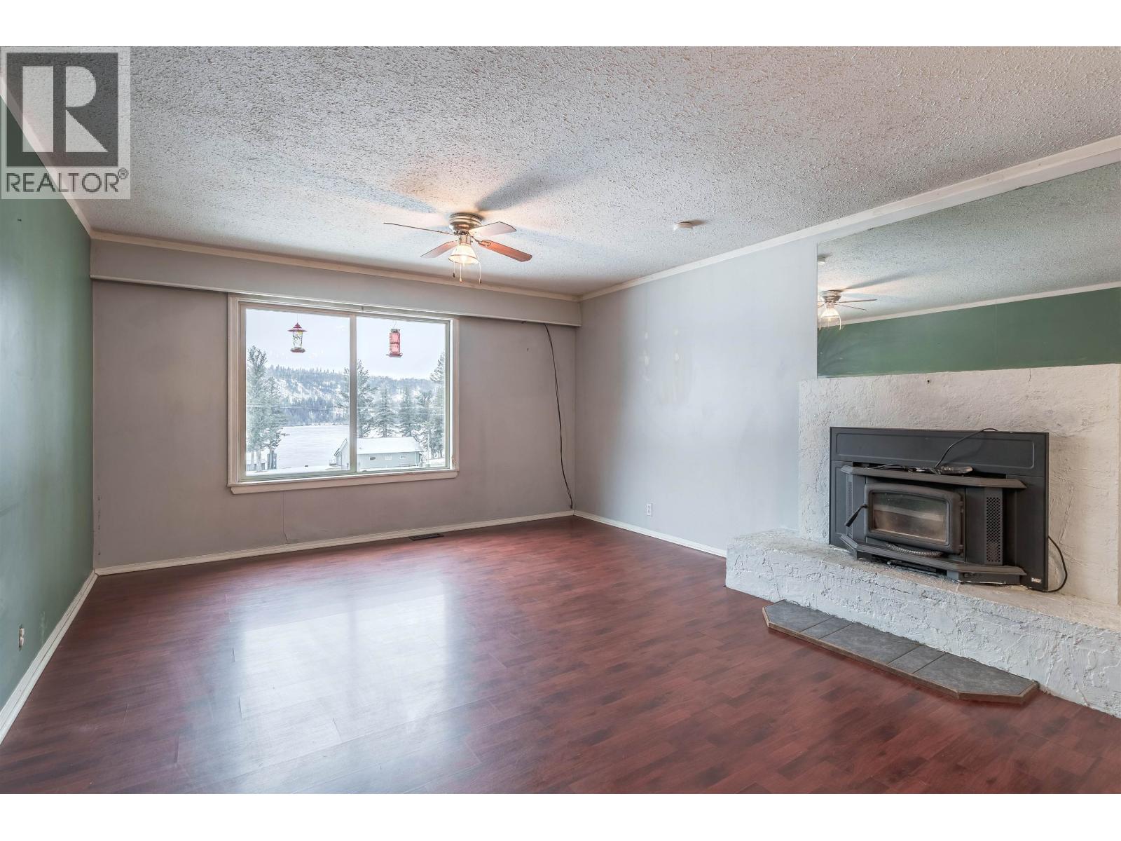 3559 S CARIBOO 97 HIGHWAY, Lac La Hache