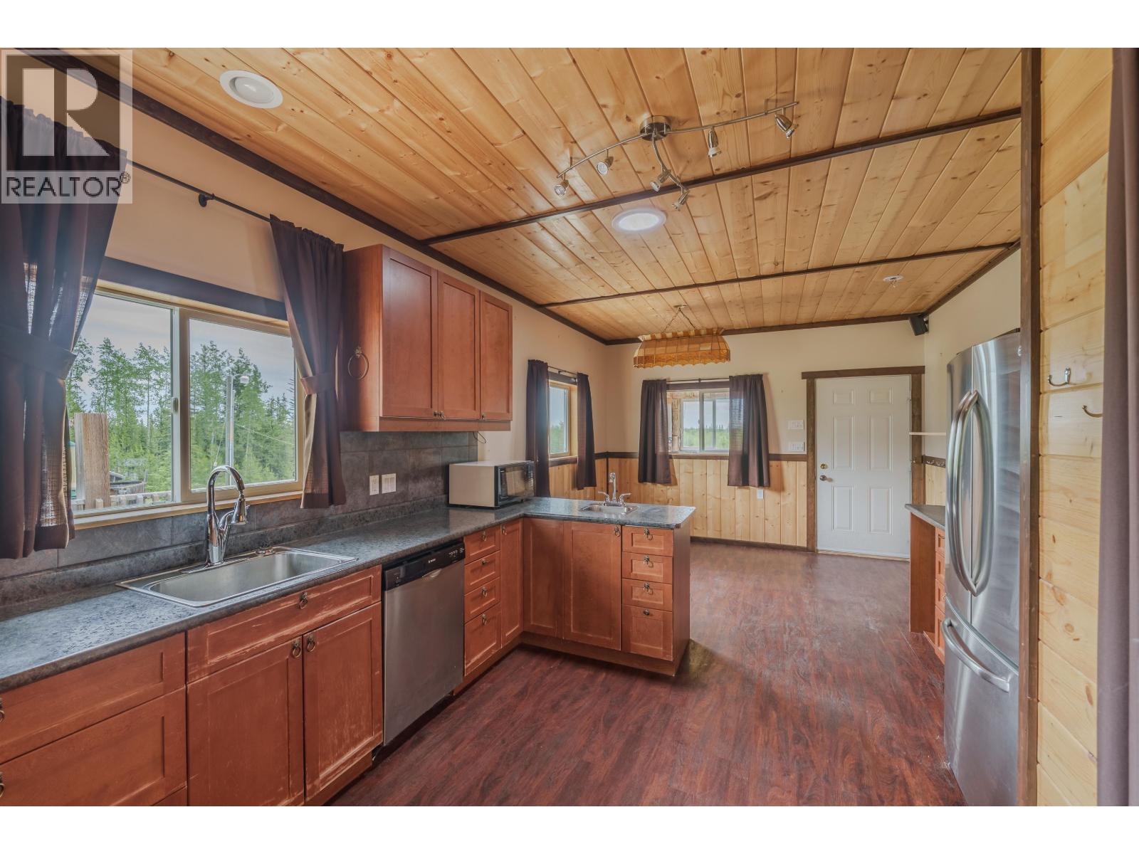5541 LITTLE FORT 24 HIGHWAY - 9