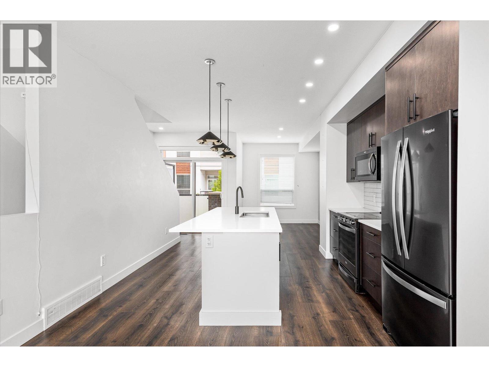 610 Academy Way Unit# 367, Kelowna